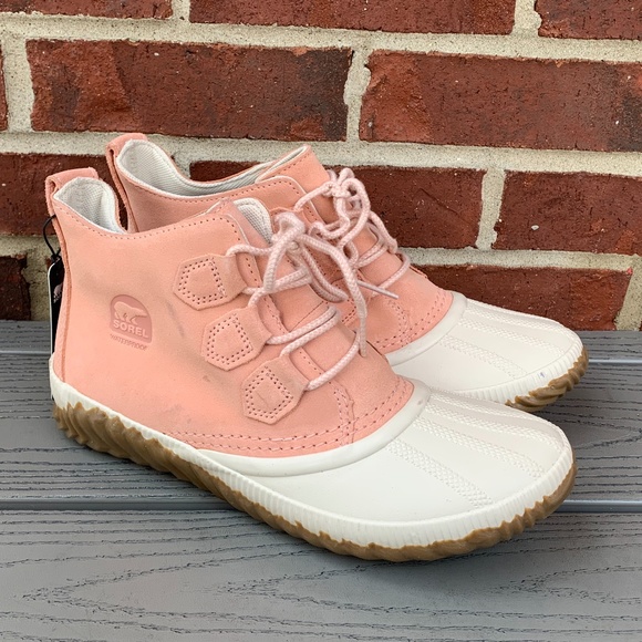 Sorel Out 'N About Boot - Picture 2 of 13